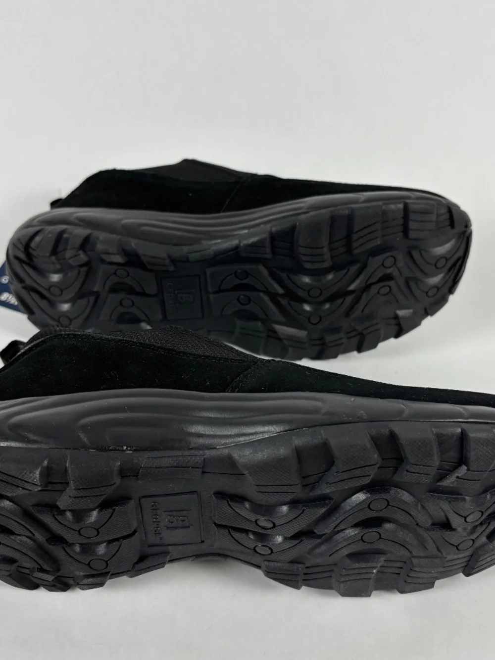 George, Slip-On, Sneakers/Shoes, Black Genuine Suede, Memory Foam, Size 8.5 W